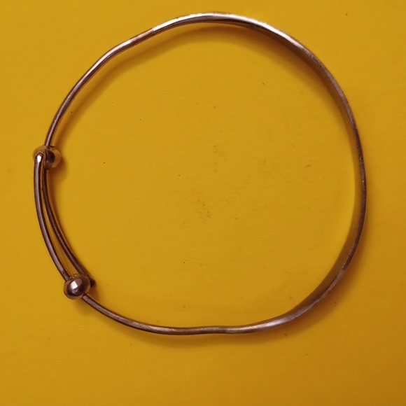 Sterling Silver Floral Decorative Bracelet - Picture 3 of 6